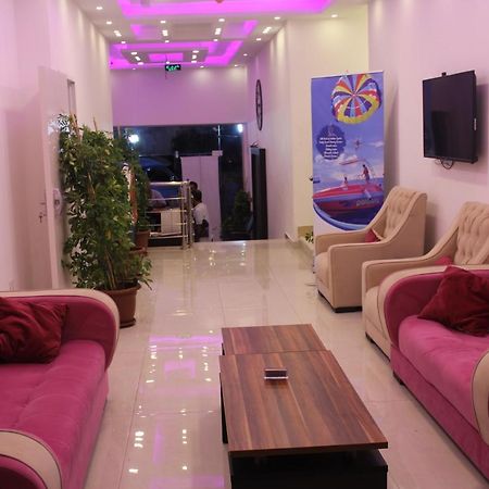 Weekend Hotel Акаба Екстериор снимка