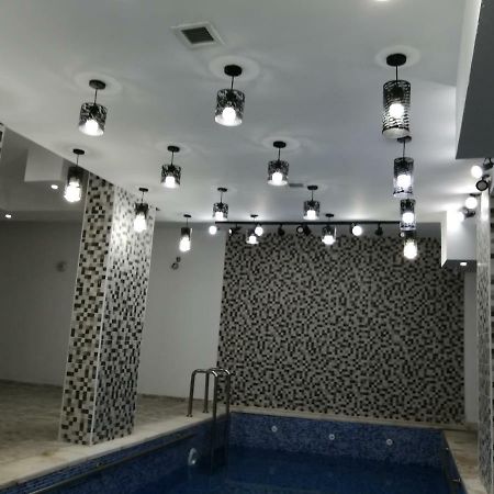 Weekend Hotel Акаба Екстериор снимка