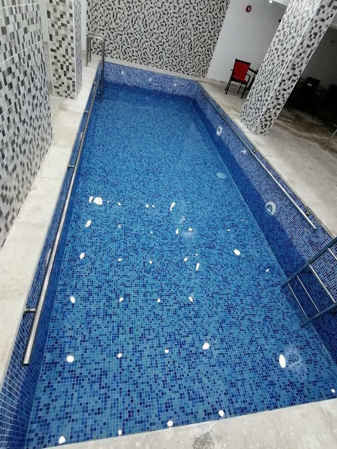 Weekend Hotel Акаба Екстериор снимка